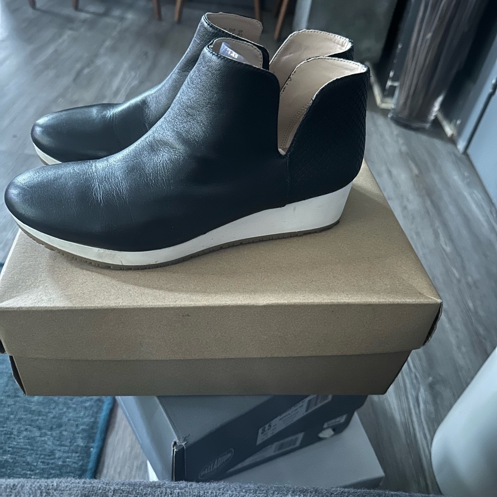 Dr. Scholl's Saraleah Classic Black Mules